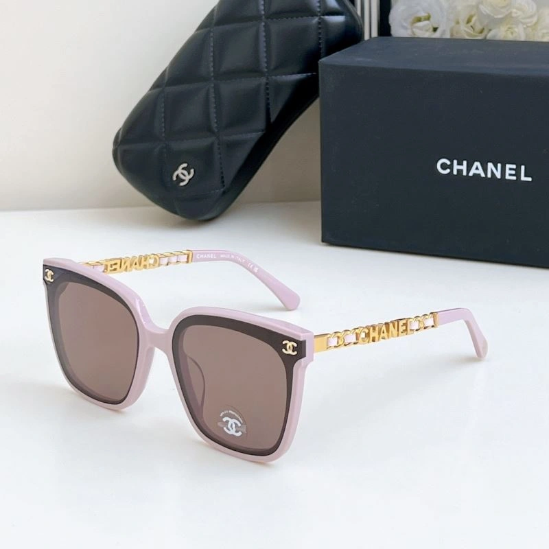 Resilient Chanel Sunglasses 278472