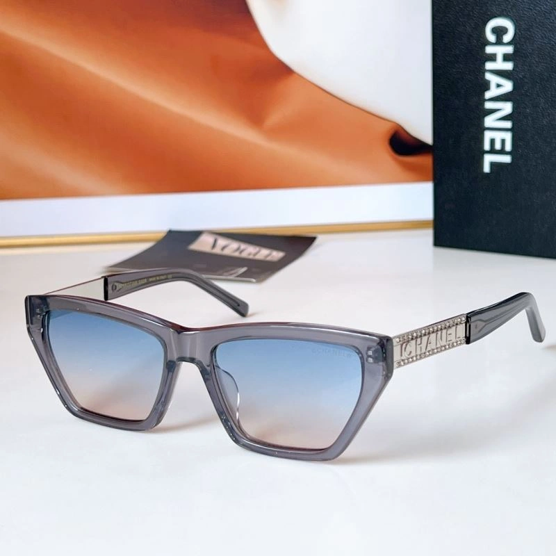 Chanel Sunglasses Sleek 278462