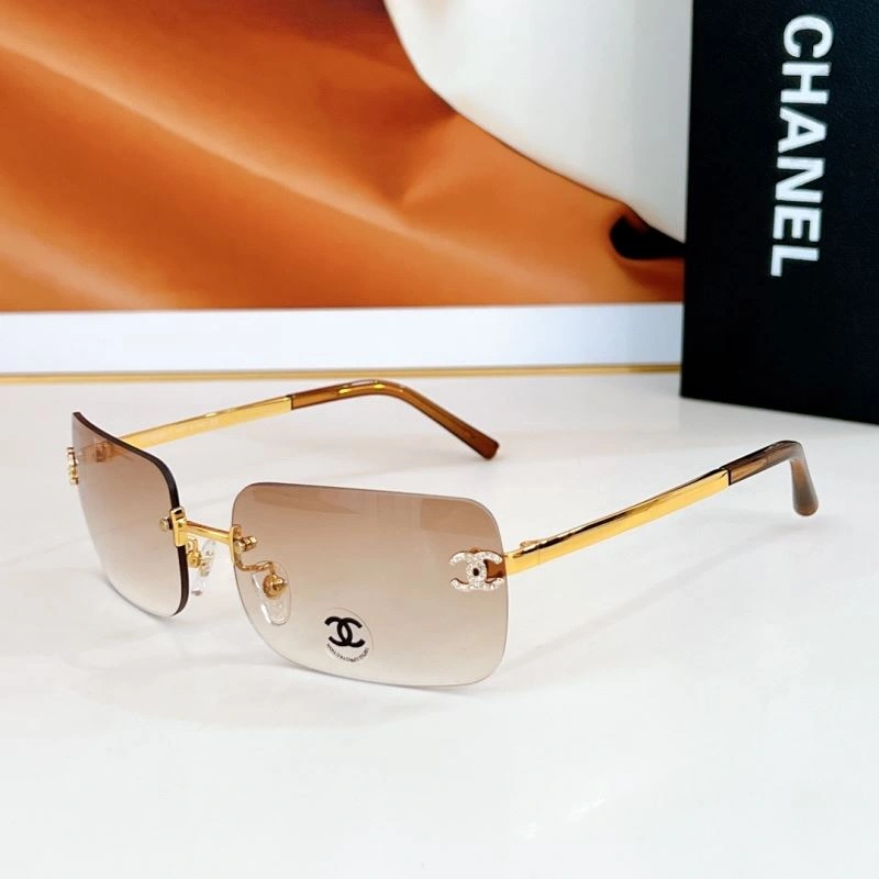 Sporty Chanel Sunglasses 278449