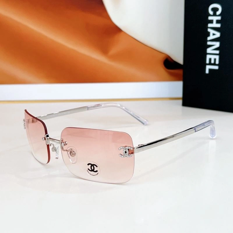 Sporty Chanel Sunglasses 278449