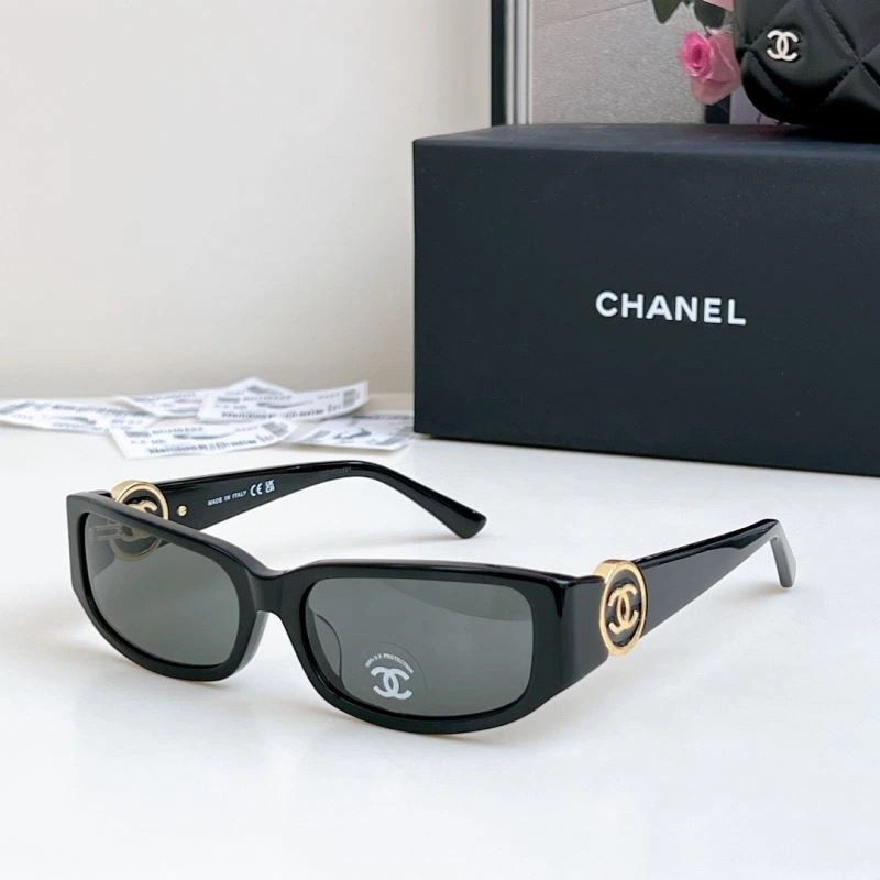 Chanel Sunglasses Casual 278450