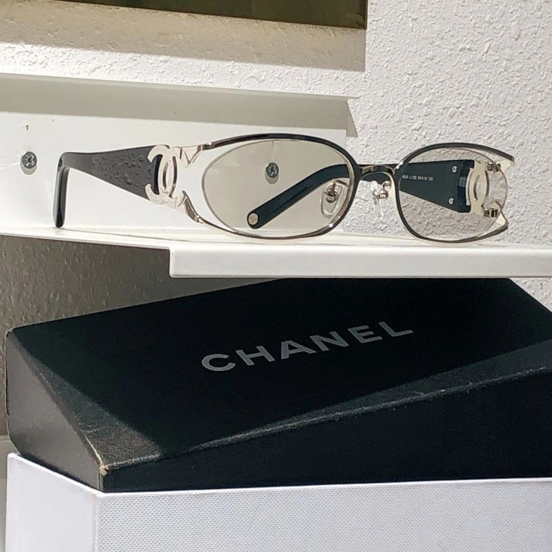 Fashionable Chanel Sunglasses 278430