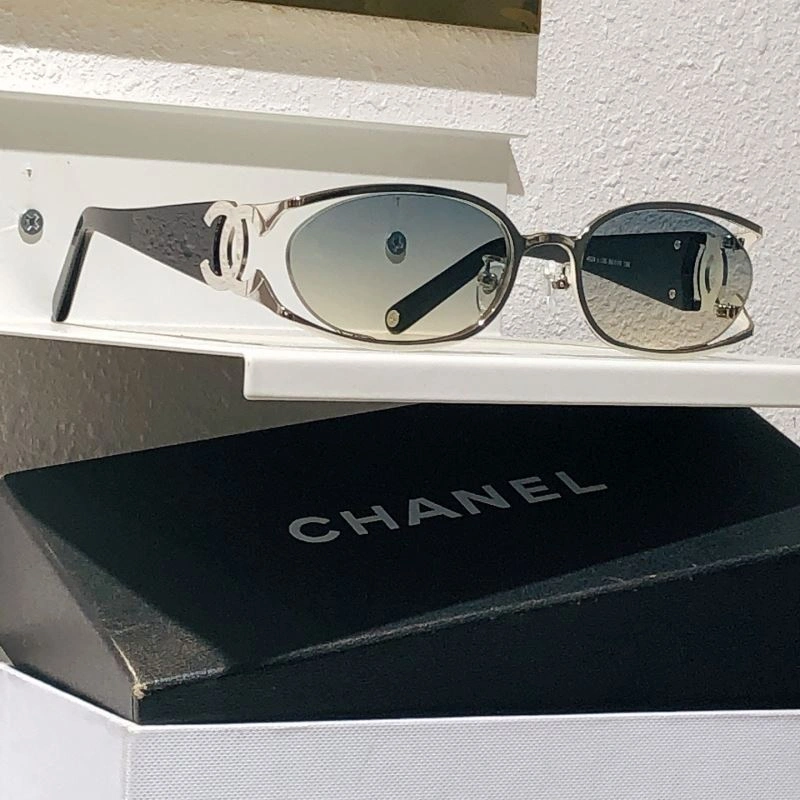 Fashionable Chanel Sunglasses 278430
