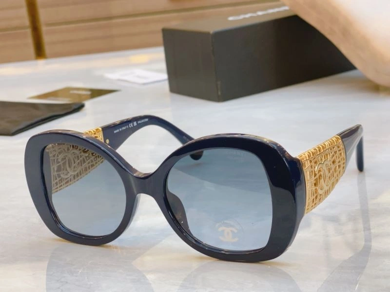 Chanel Sunglasses UrbanChic 278434