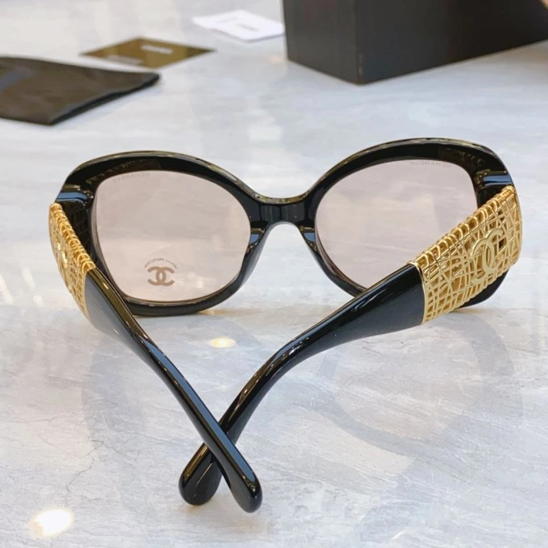 Chanel Sunglasses UrbanChic 278434