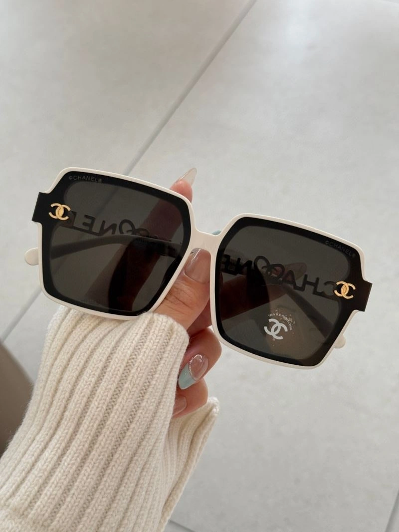 WellDesigned Chanel Sunglasses 278444