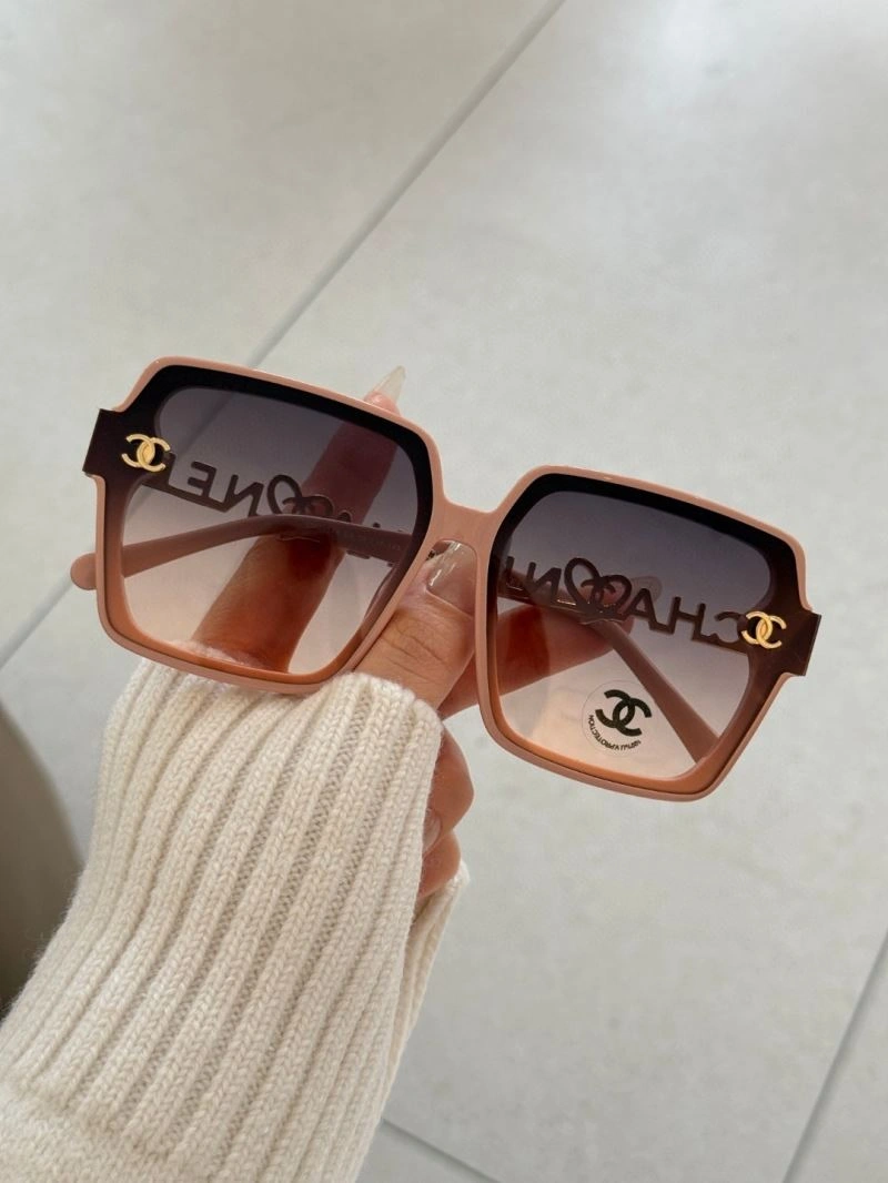 WellDesigned Chanel Sunglasses 278444