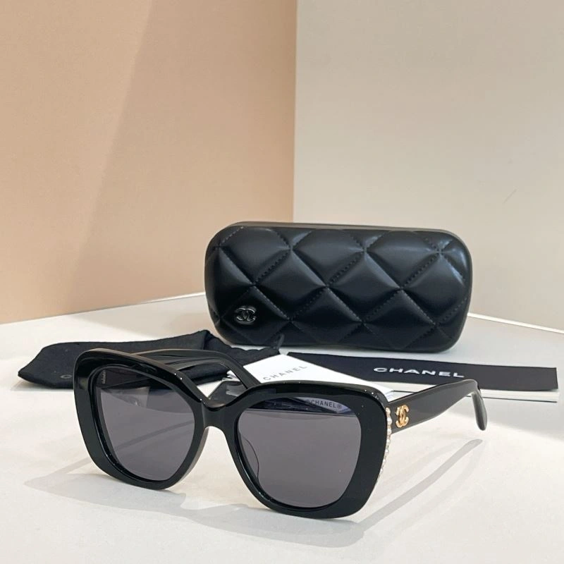 Trendsetting Chanel Sunglasses 278432