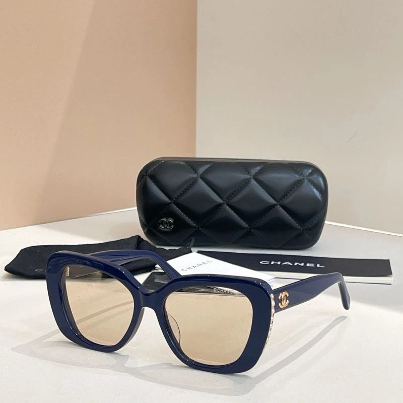 Trendsetting Chanel Sunglasses 278432