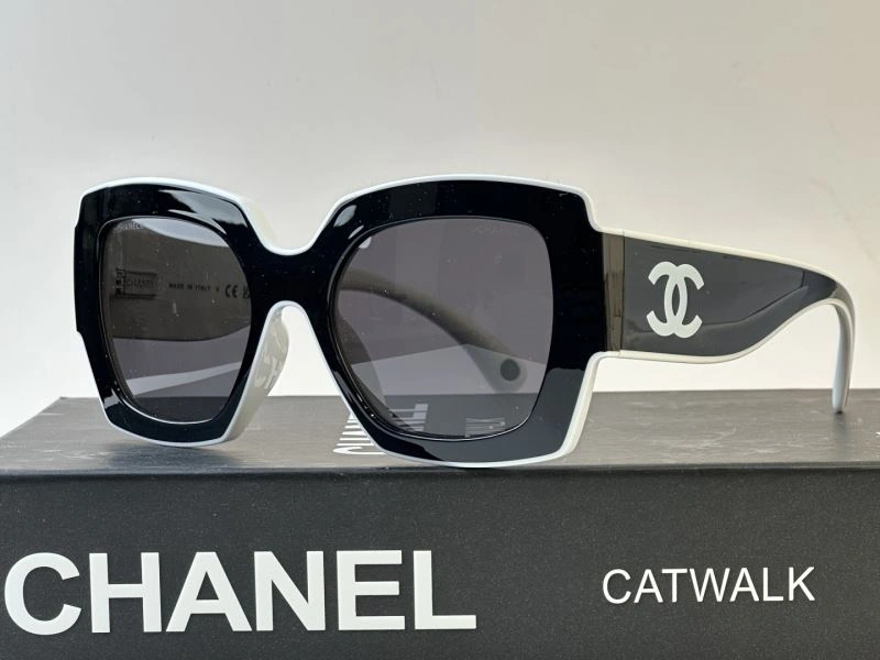 Chanel Sunglasses Trendsetting 278443