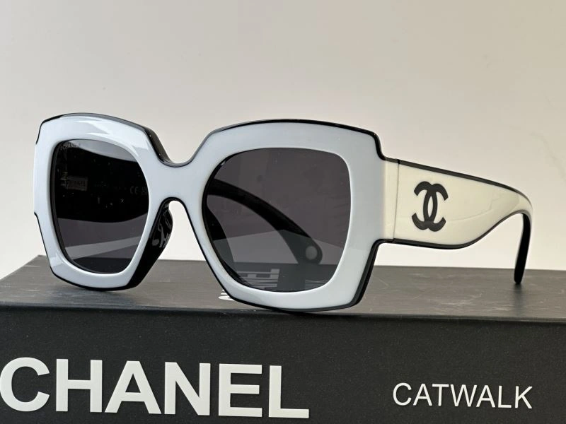 Chanel Sunglasses Trendsetting 278443