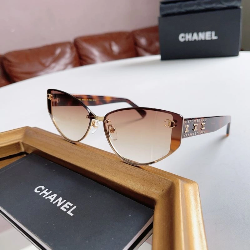 Chic Chanel Sunglasses 278438