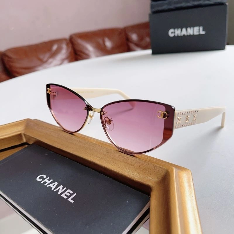 Chic Chanel Sunglasses 278438