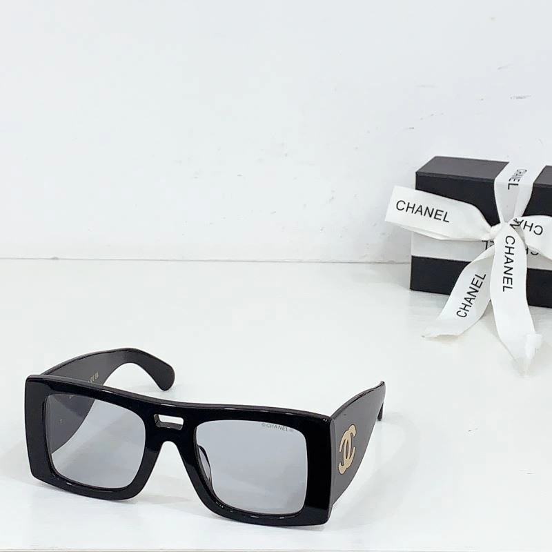 Functional Chanel Sunglasses 278424