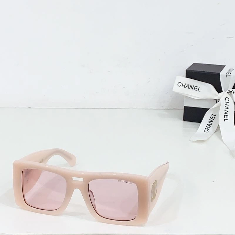 Functional Chanel Sunglasses 278424