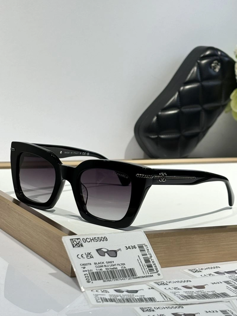 Chanel Sunglasses Unique 278441