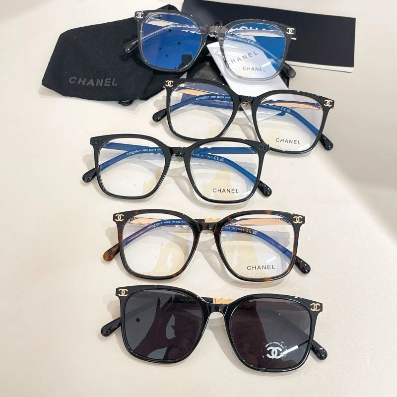 Lightweight Chanel Sunglasses 278411
