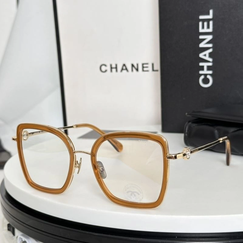 Tailored Chanel Sunglasses 278408