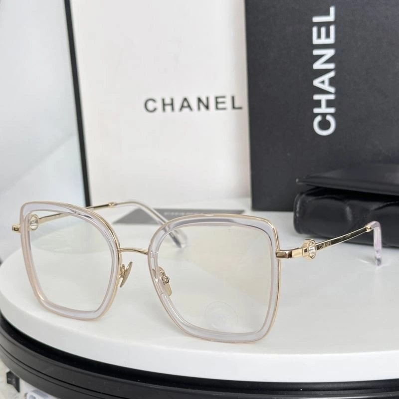 Tailored Chanel Sunglasses 278408