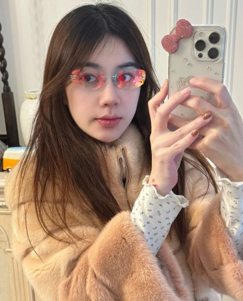 ModernLook Chanel Sunglasses 278379