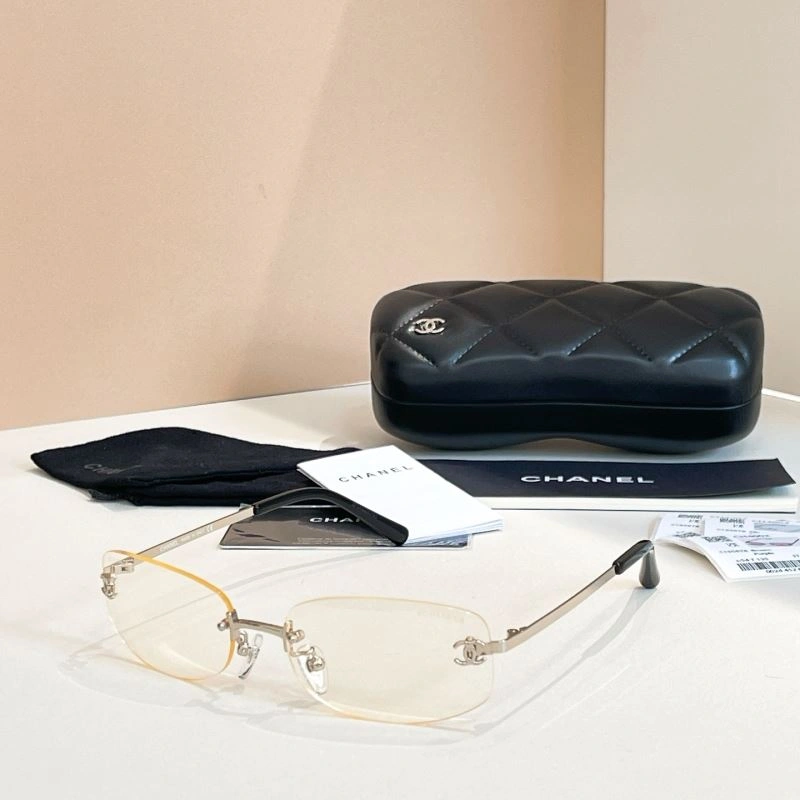 Chanel Sunglasses Lightweight 278396