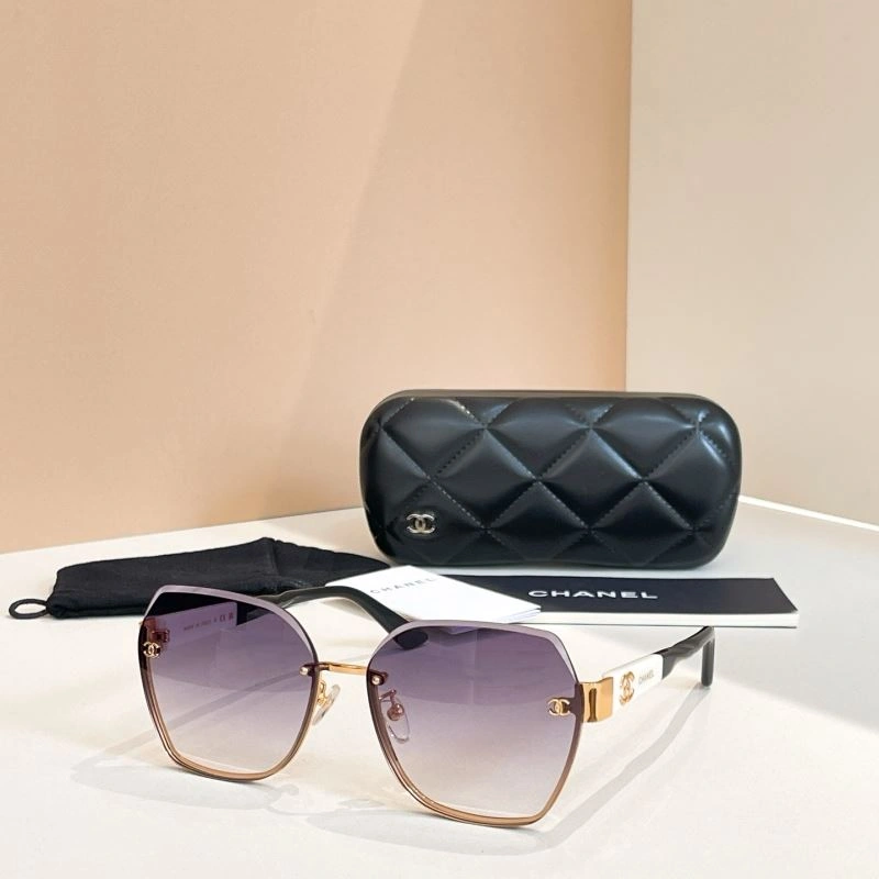Functional Chanel Sunglasses 278375