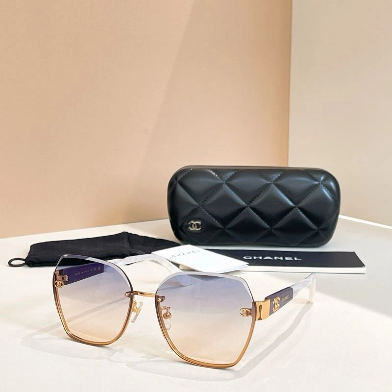 Functional Chanel Sunglasses 278375