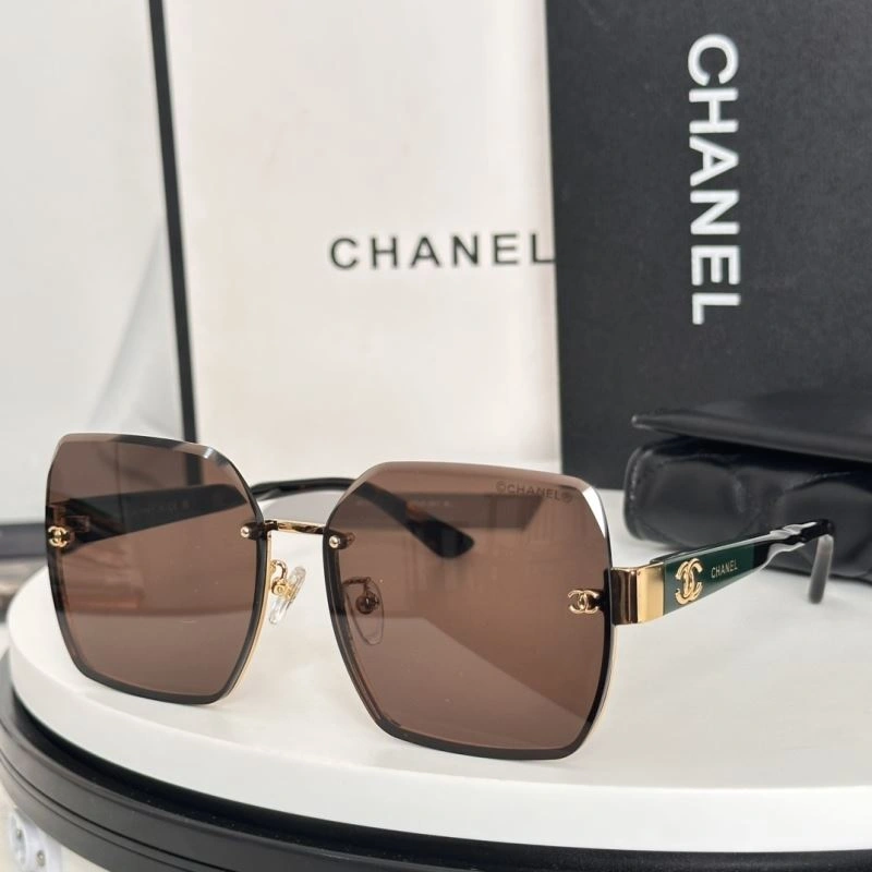 Refined Chanel Sunglasses 278405