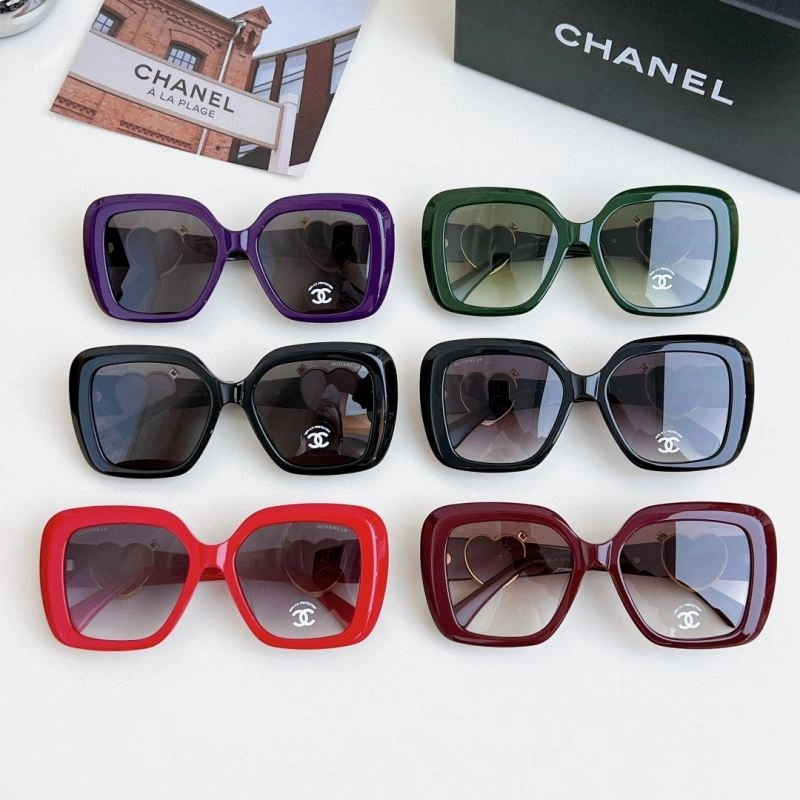 Sleek Chanel Sunglasses 278391
