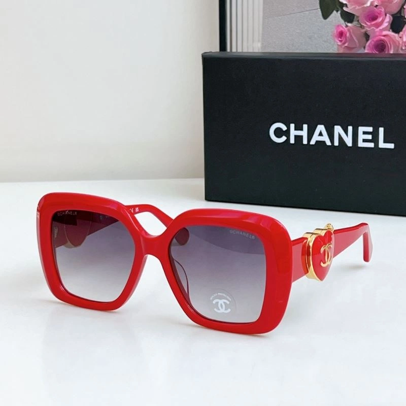 Sleek Chanel Sunglasses 278391