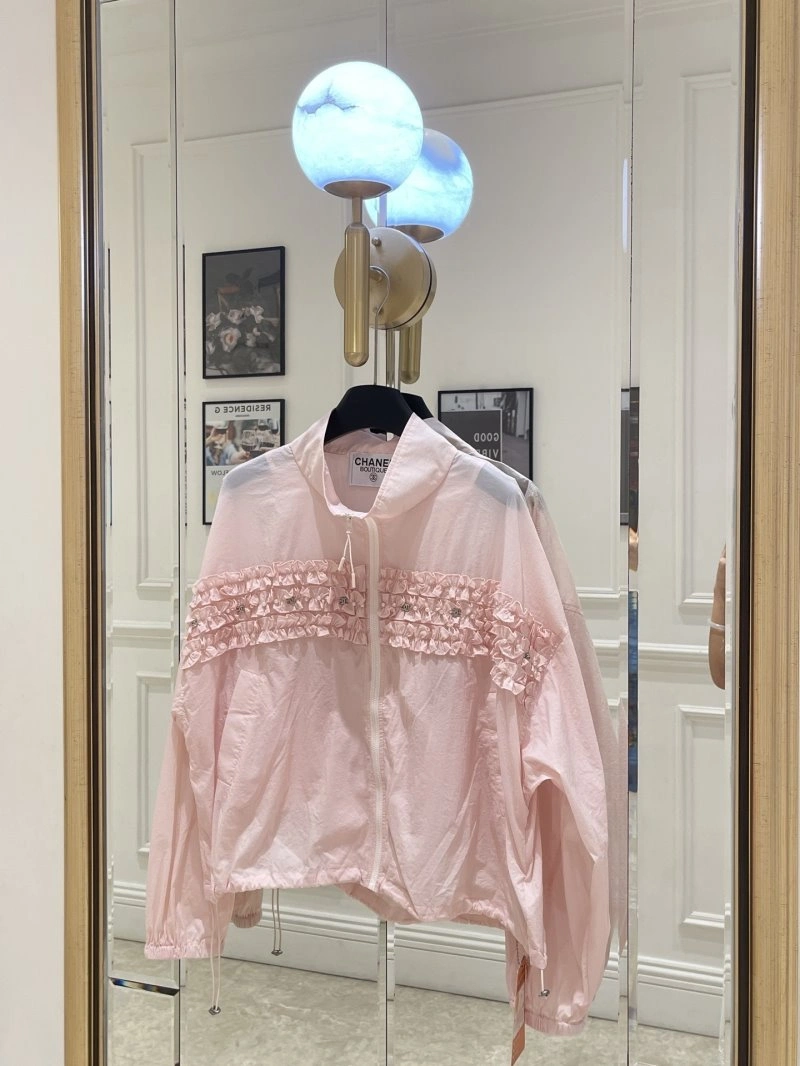 Chanel Sunscreen Jacket TopPick 108749