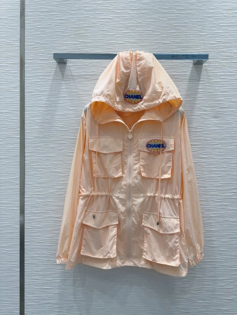Minimalist Chanel Sunscreen Jacket 110389