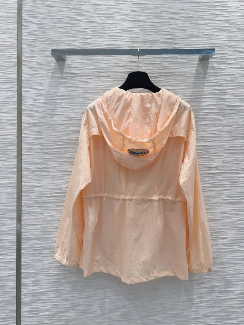 Minimalist Chanel Sunscreen Jacket 110389