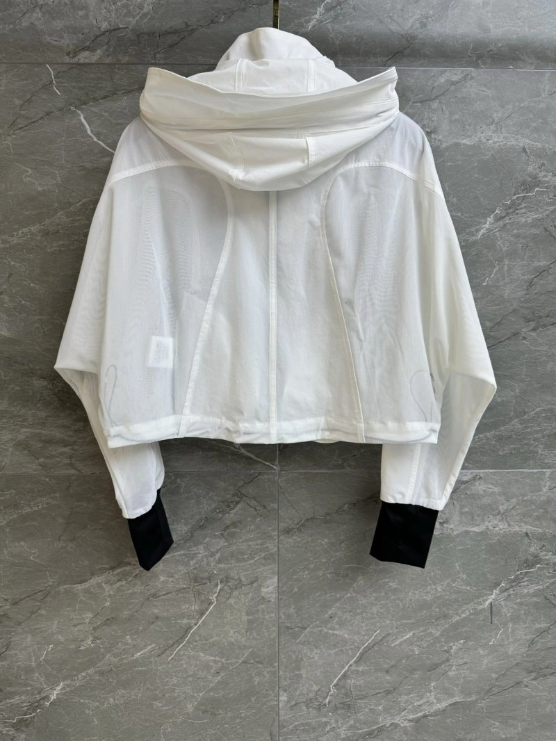 Resilient Chanel Sunscreen Jacket 108053