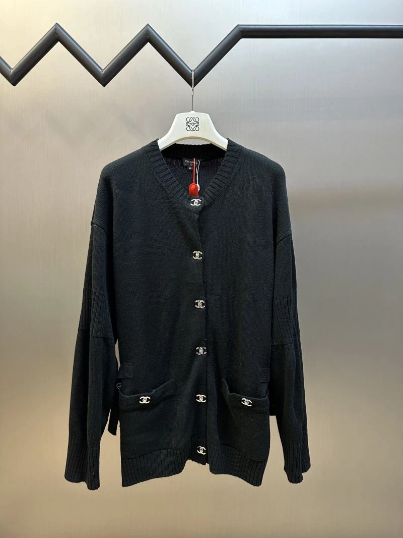 Seasonal Chanel Sweaters 111397