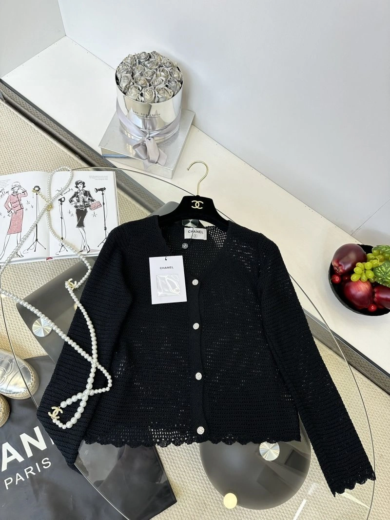 UrbanStyle Chanel Sweaters 110397
