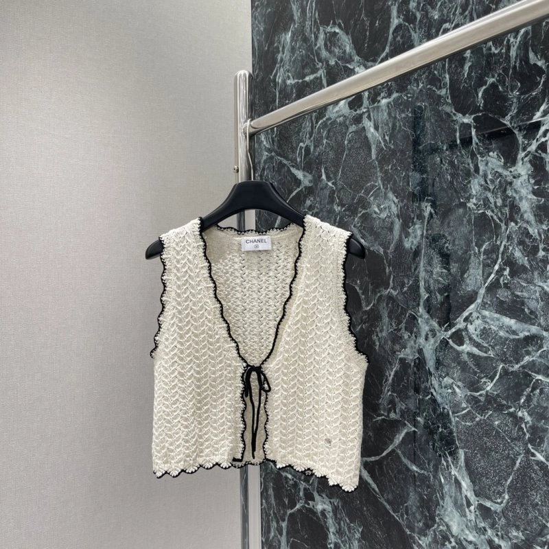Chanel Sweaters UrbanChic 110395