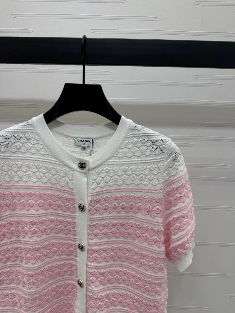 Stylish Chanel Sweaters 110376