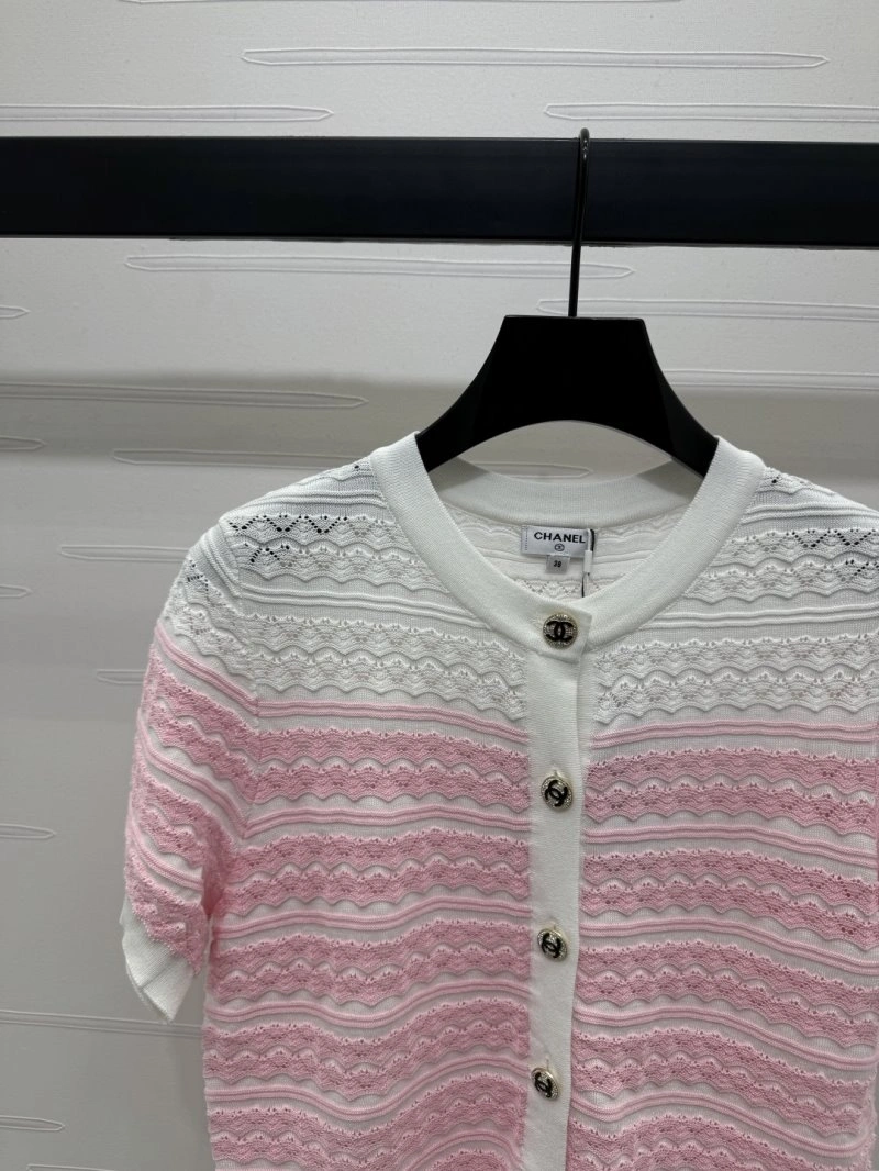 Stylish Chanel Sweaters 110376