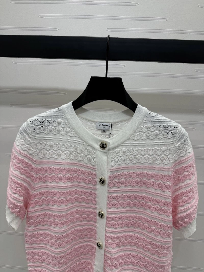 Stylish Chanel Sweaters 110376