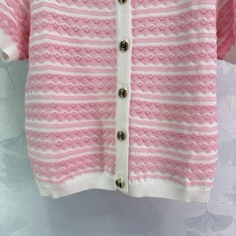 Colorful Chanel Sweaters 110394