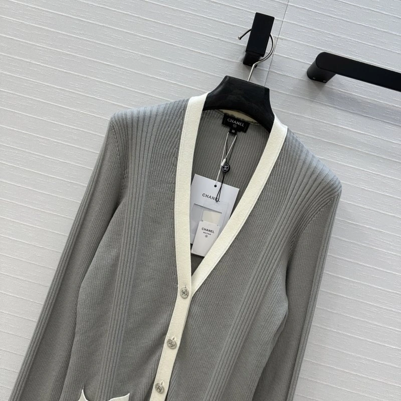 Chanel Sweaters Unisex 110370