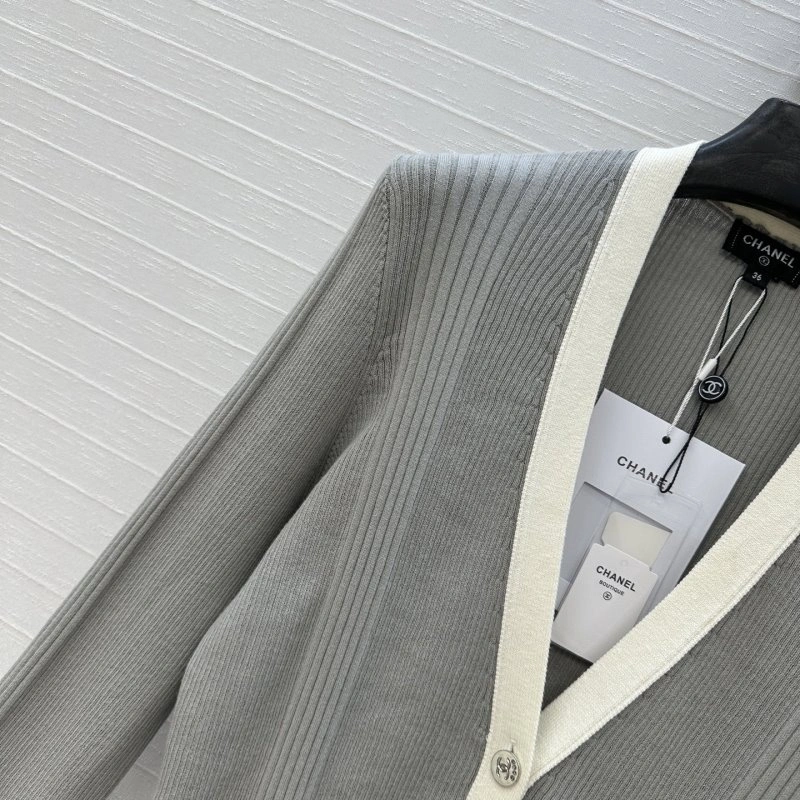 Chanel Sweaters Unisex 110370