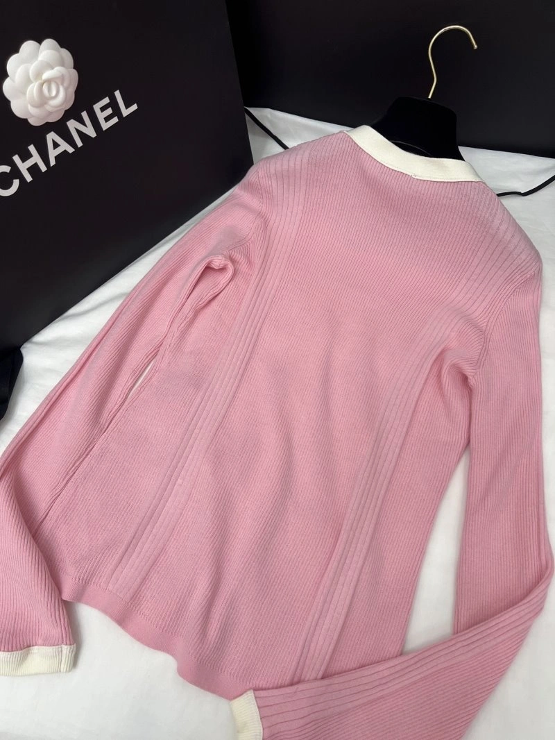 Colorful Chanel Sweaters 110378