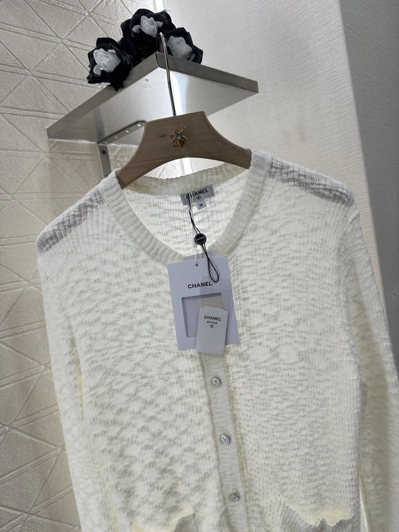 Chanel Sweaters Effortless 110367