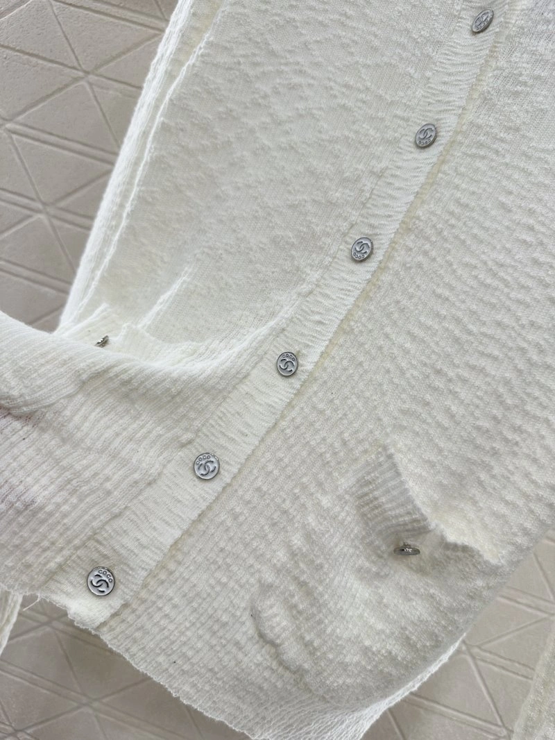 Chanel Sweaters Effortless 110367