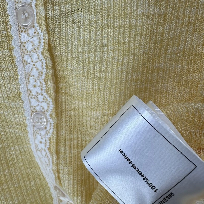 Chanel Sweaters Comfortable 108048