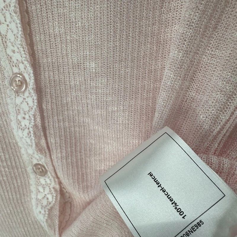 Tailored Chanel Sweaters 108044