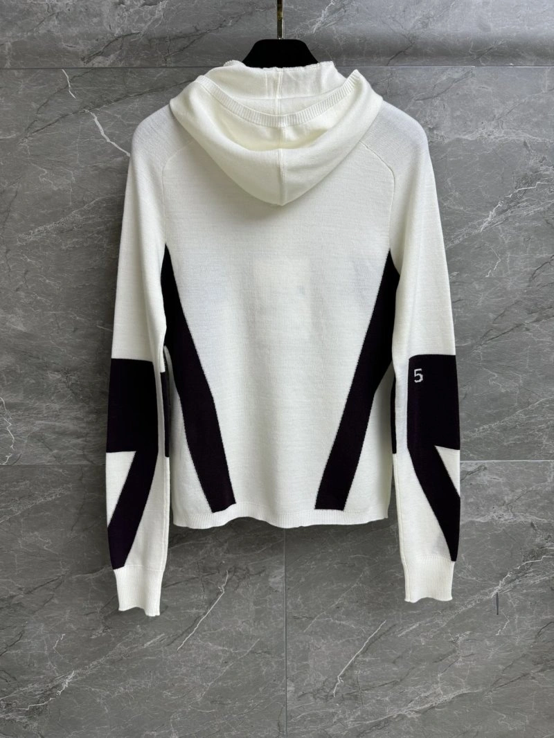 Chanel Sweaters Sophisticated 108023