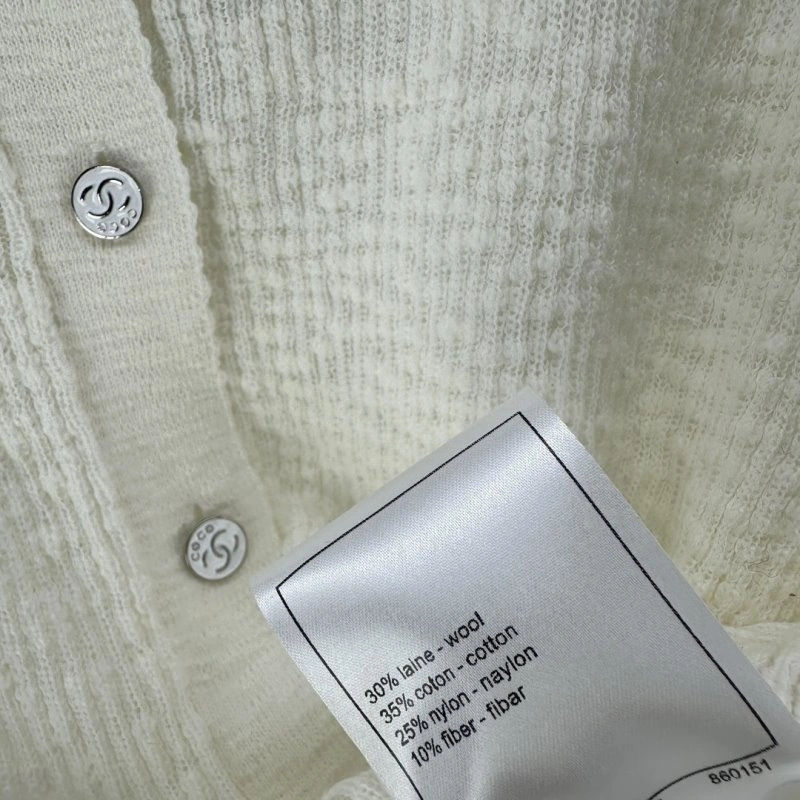 Comfortable Chanel Sweaters 108025